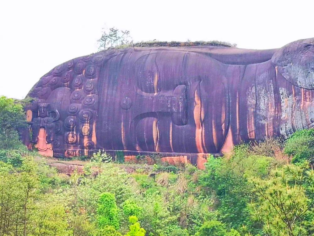 416米长的弋阳卧佛景点,很小众_腾讯新闻