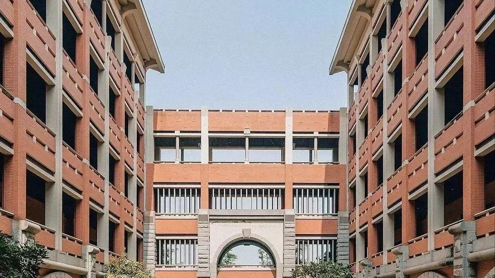 福建省高校排名2020_福建省大学2020年投档线,厦大、福大独占一档,福建师
