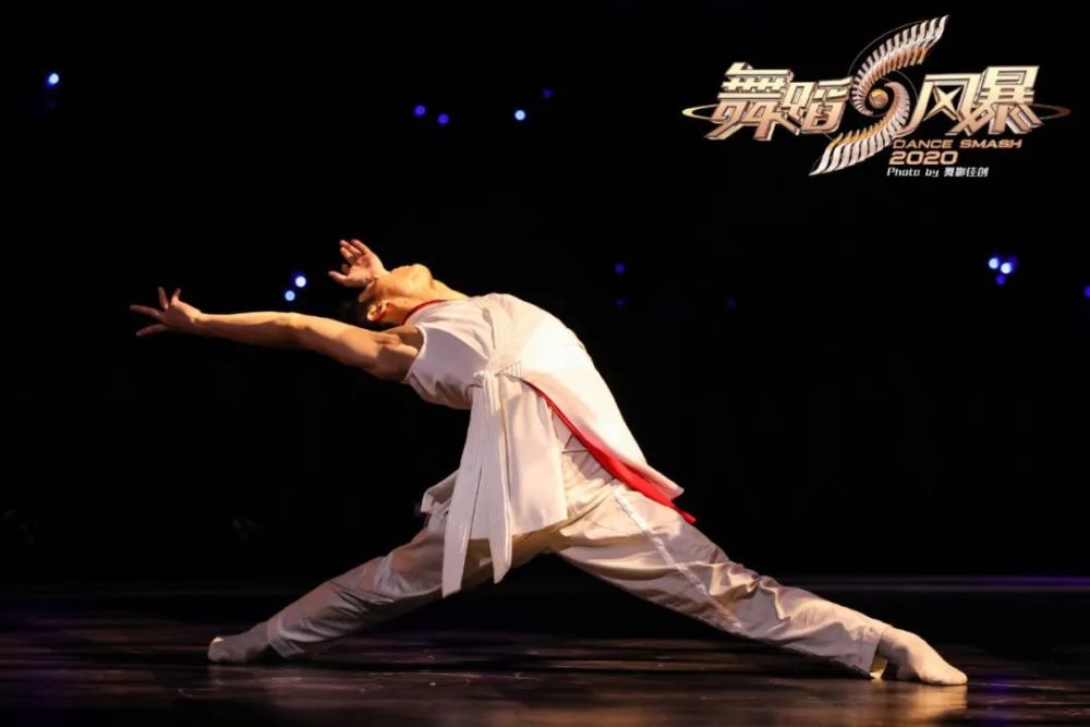 舞蹈者黎星（黎星舞蹈演员） 舞蹈者黎星（黎星舞蹈演员）《黎星舞蹈家》 舞蹈科普