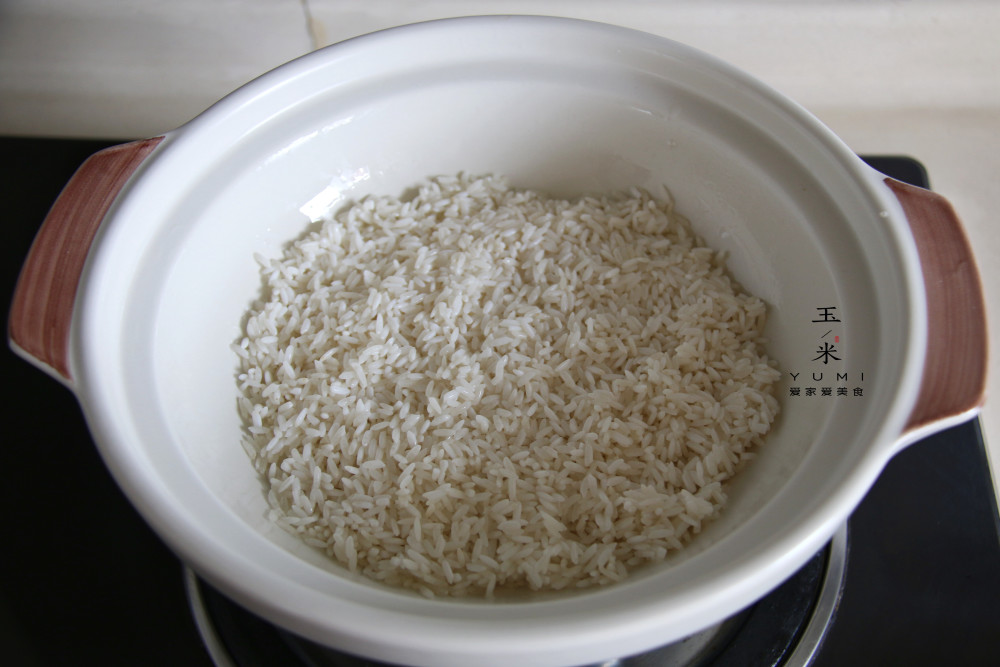 煲仔饭糊底怎么解决多做2步米饭不夹生不糊底还有漂亮锅巴
