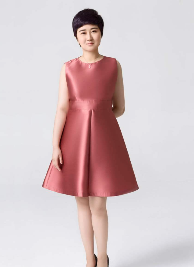 张纪中因缺少陪伴愧对前妻,大女儿张语芯曾照顾孕期继母杜星霖,懂事明