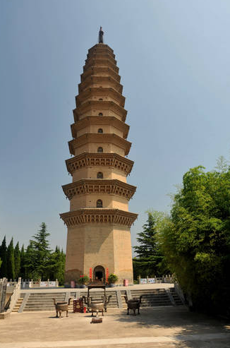 芮城——巷口寿圣寺砖塔_腾讯新闻