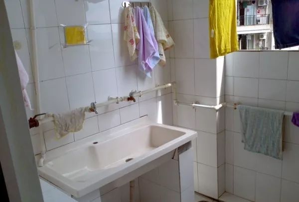 重庆原直属初中宿舍环境汇总,看看有没有你的学校!