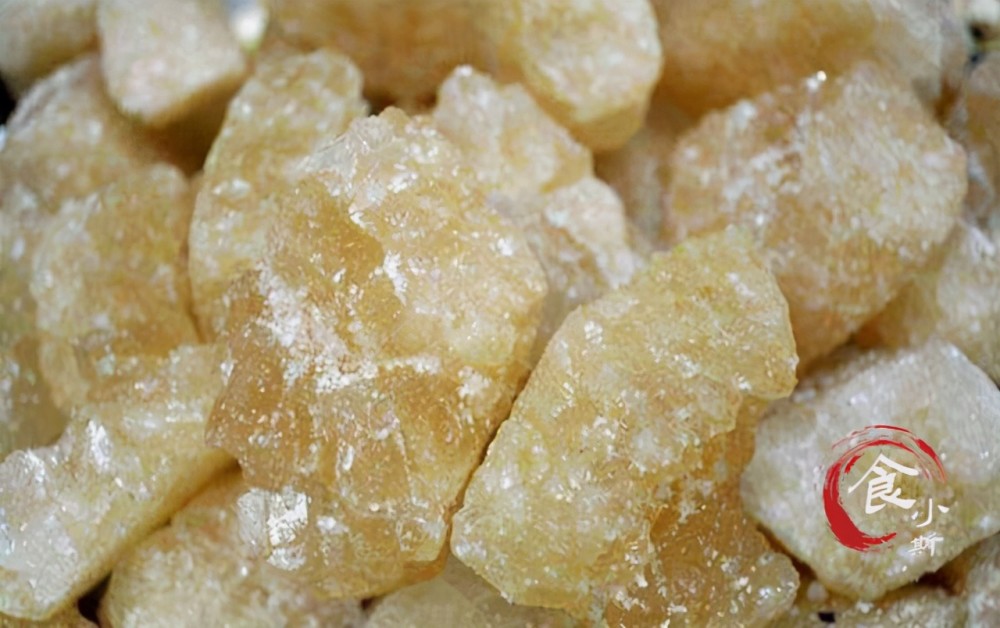 买冰糖时选黄冰糖还是白冰糖超市员工这种假冰糖不要买
