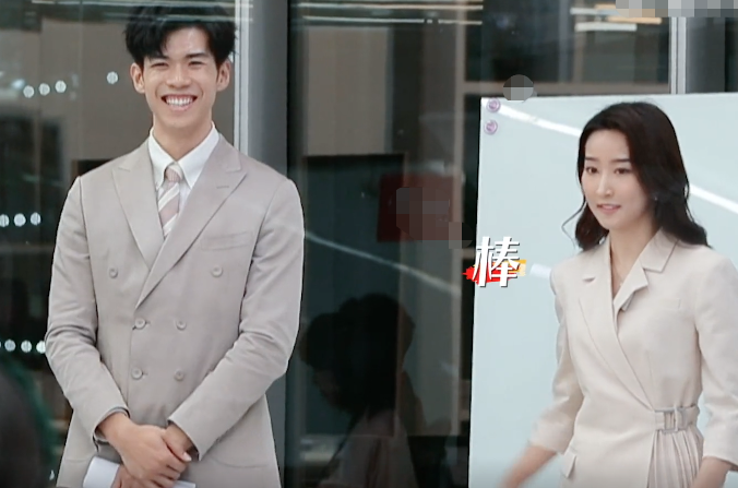 《offer2》詹秋怡李晋晔汇报好默契,梁律师都一脸骄傲_腾讯新闻