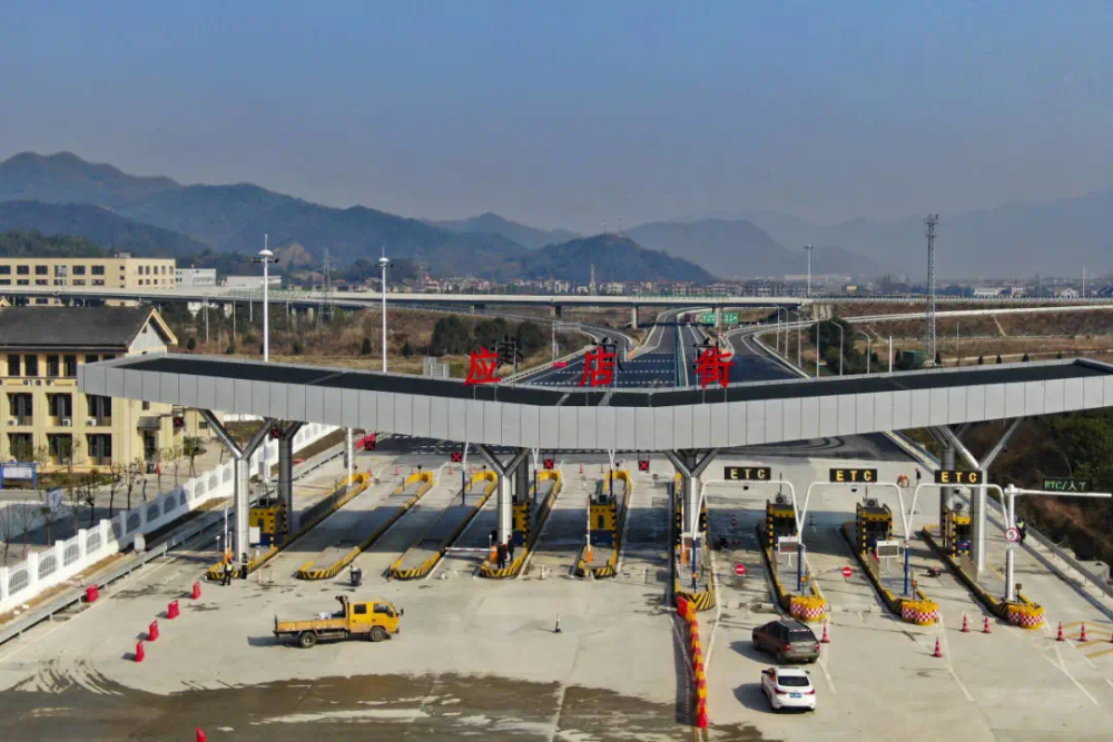 杭州绕城高速西复线诸暨段通车