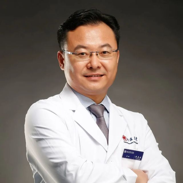 李危石教授笃行不渝铸就坚挺脊梁