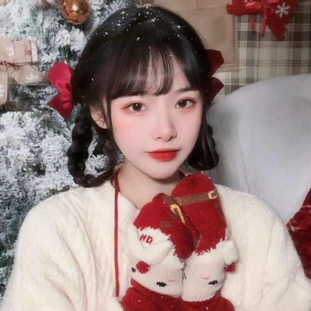 唯美真人圣诞节主题头像女巫使用了药水今晚是平安夜