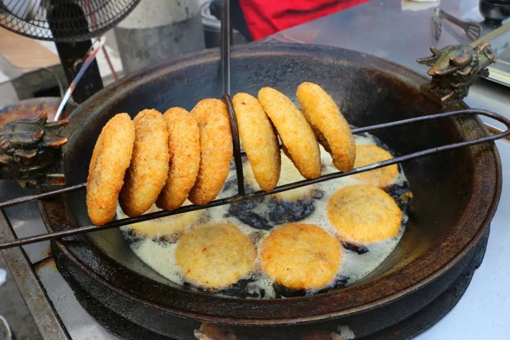 仪陇街头美味名小吃——油干儿,你吃过吗?_腾讯新闻