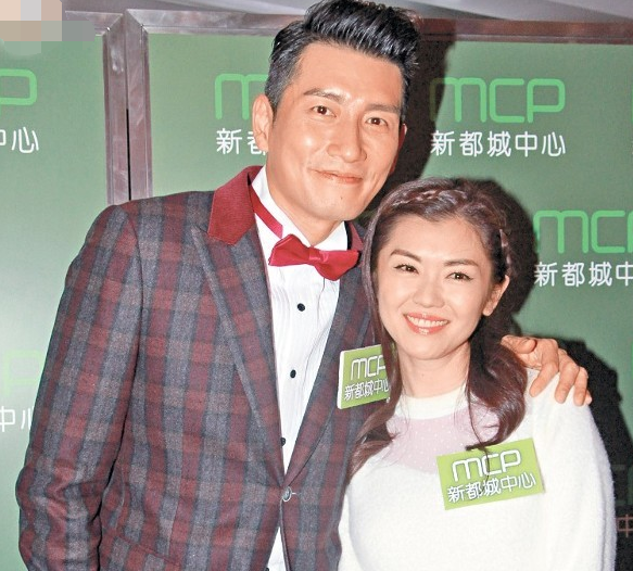 tvb男神袁文杰公开婚纱照迎娶44岁女友,承诺一生不离不弃
