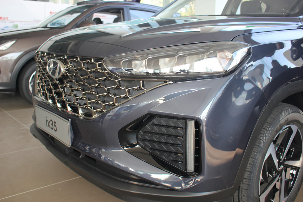 2021款现代ix35到店午夜蓝气场强20l轰出160马力