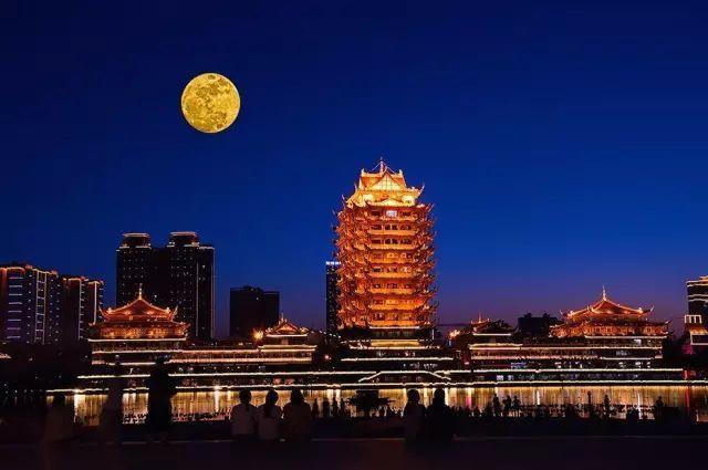 富豪榜2020最新排名_湖北宜昌2020富豪榜揭晓,69岁大爷捍卫首富,纱布大王