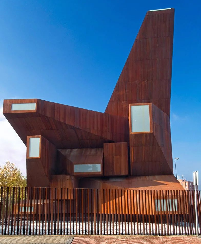 宗教 小型公共建筑设计:西班牙santa monica教区教堂/案例_腾讯新闻