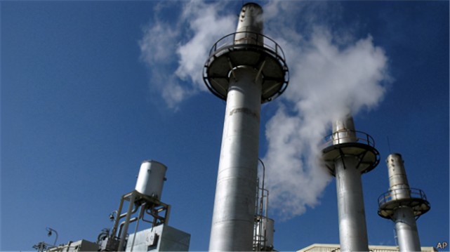 伊朗噩耗传来,浓缩铀工厂附近发生爆炸,特种兵紧急封锁要道