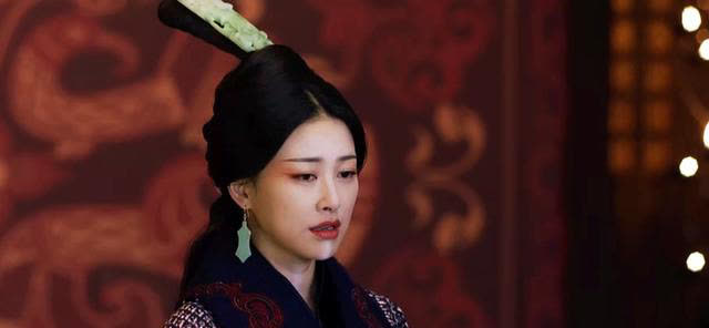《大秦赋》赵姬脸上的"大白线",原来另有深意,很多人都没看懂