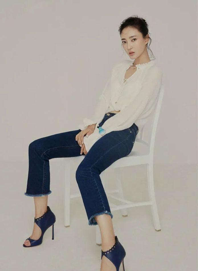 看看王丽坤,这样穿时髦高级两不误!