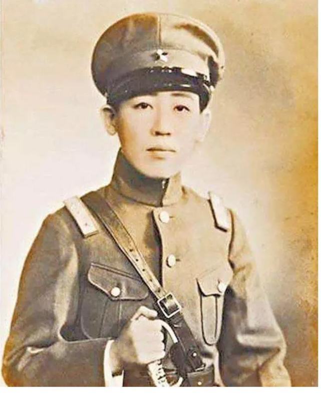 二战后,各国是如何处置女汉奸的?手段都不一样,法国最凶狠