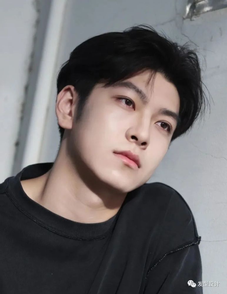 学生党男生短发!