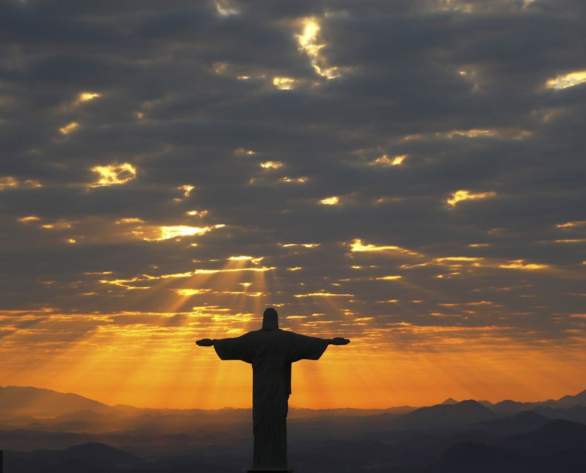 圣诞节一起看世界新七大奇迹之一耶稣雕像