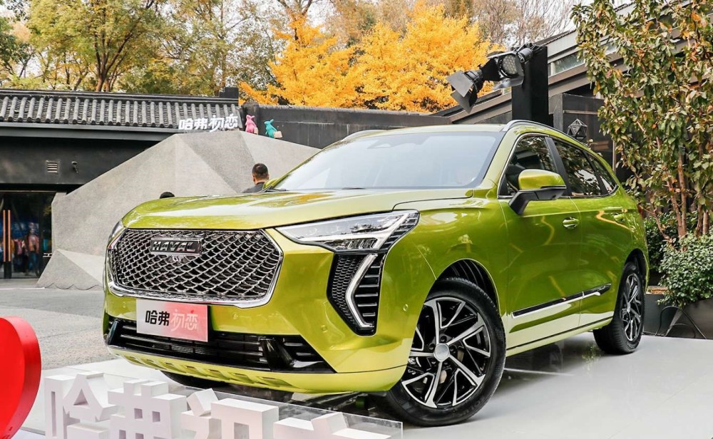 试驾哈弗初恋轻点油门就能向前冲刺妥妥的爆款