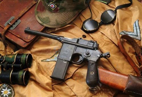 20发的盒子炮:射击速度非常高,1秒余就能打光子弹