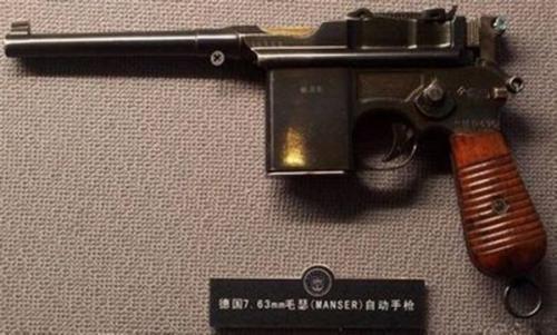 20发的盒子炮射击速度非常高1秒余就能打光子弹