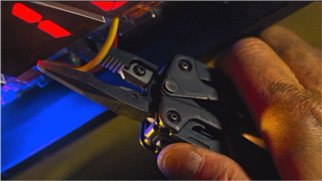 劲爆动作爽片《拆弹专家2》,不仅很燃,更会让你泪如雨下