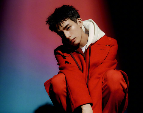 热剧排名2020_2020女艺人最惊艳深V造型排行榜,热巴才第二,杨颖第一惹争(2)