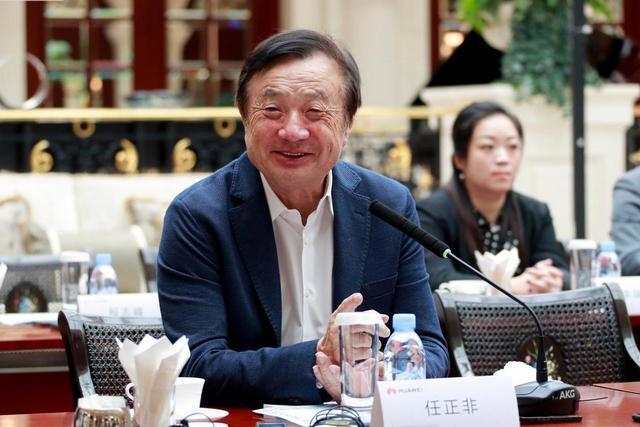 张利华建议华为做手机任正非谁再胡说下岗两月后让纪平拿出10个亿