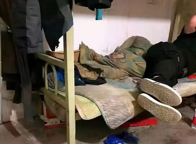 大学宿舍室友"邋里邋遢",是什么样的体验?你能忍受几级?