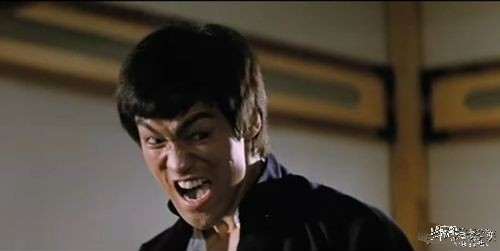 《精武门》中的李小龙