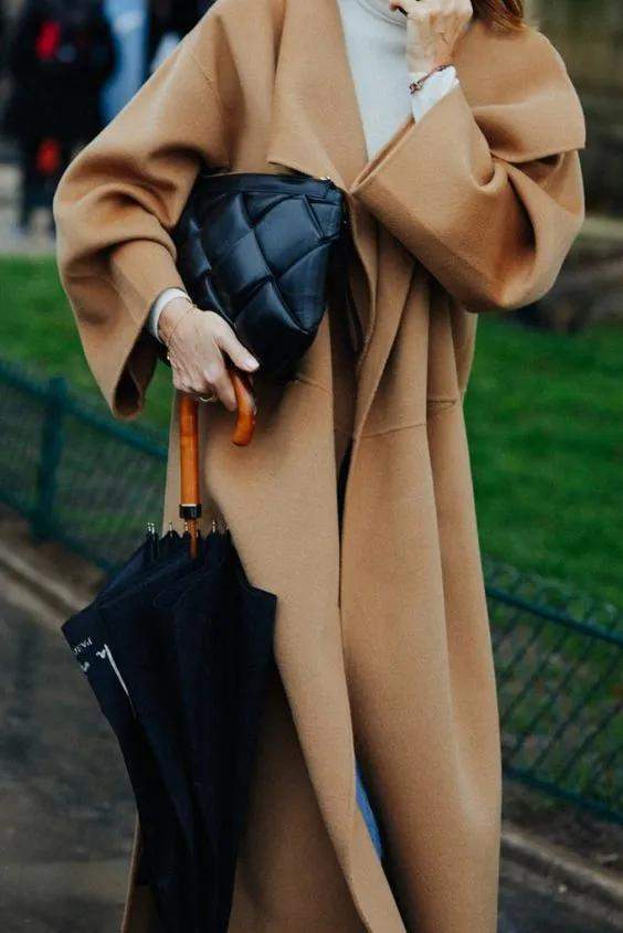 衣着得体,是恰到好处的高级