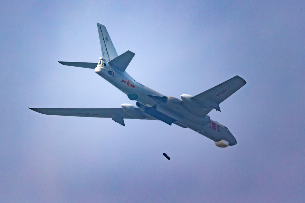 轰-6已发展10多种型号,未来怎么改进?持续改进有望再服役30年