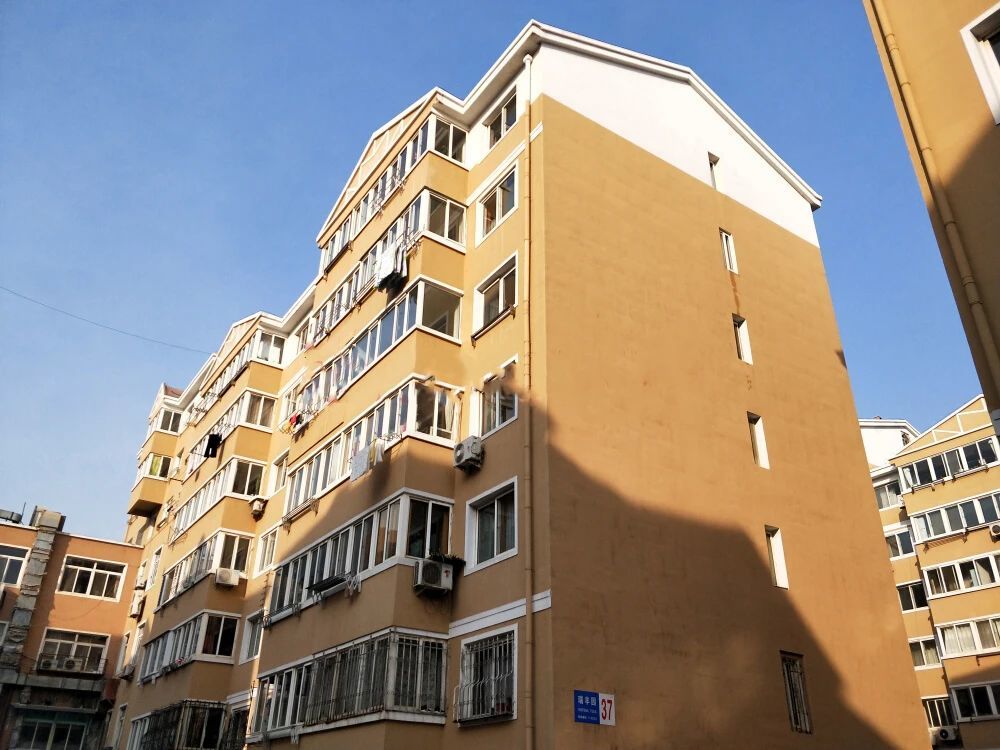 起拍价129万大连市甘井子区瑞丰园一套房产惨遭流拍