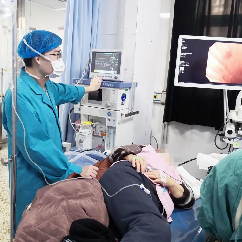 为很多患者提供安全,舒适化的服务,妇产科人流室,消化内镜中心等区域