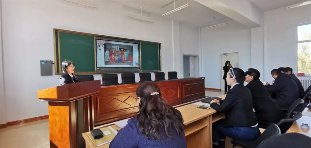乌兰浩特市第五中学联盟校联盟教学立潮头共擘育人新蓝图