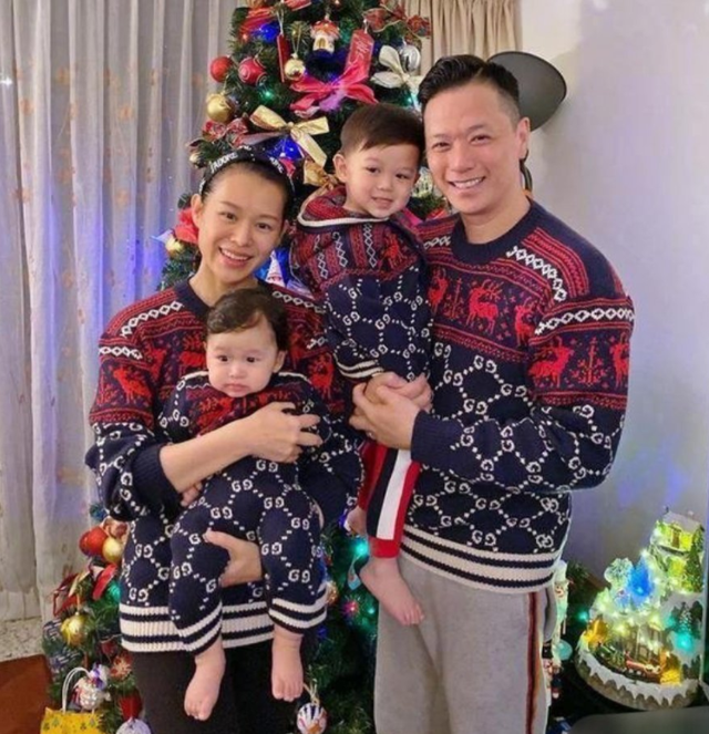 胡杏儿官宣怀三胎我得到最好的圣诞礼物