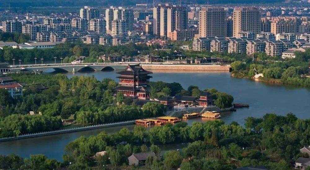 富豪榜2020最新排名_湖北宜昌2020富豪榜揭晓,69岁大爷捍卫首富,纱布大王