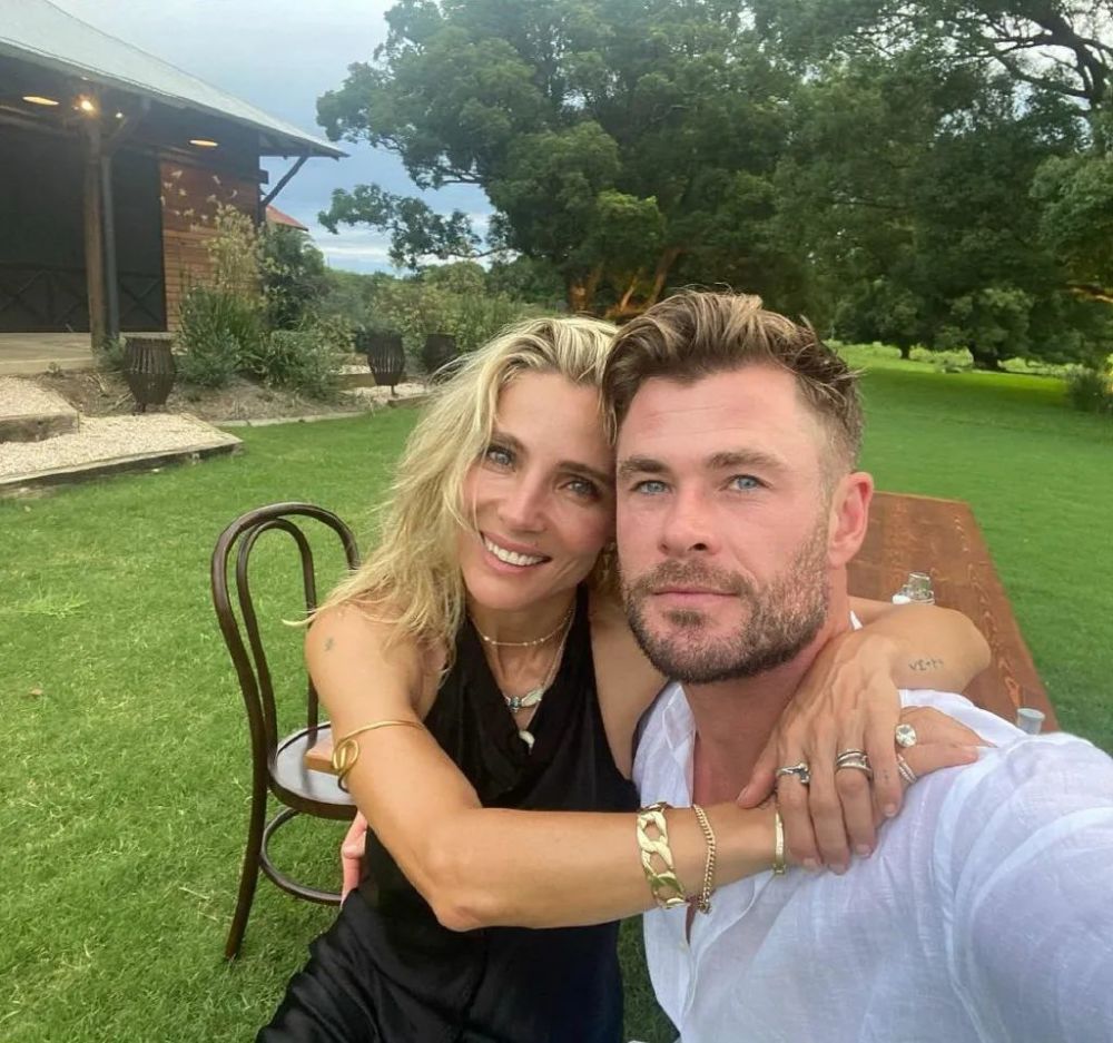 锤哥锤嫂发文庆祝结婚十周年!这是什么神仙爱情啊!我慕了!