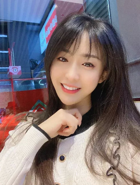 ost娱乐旗下艺人鹿小酱荣获2020抖音年度地区前十强主播