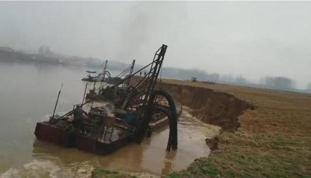 佛山富豪林镜泉涉黑案:婚礼请来3桌港台明星,30亿罚款破一纪录