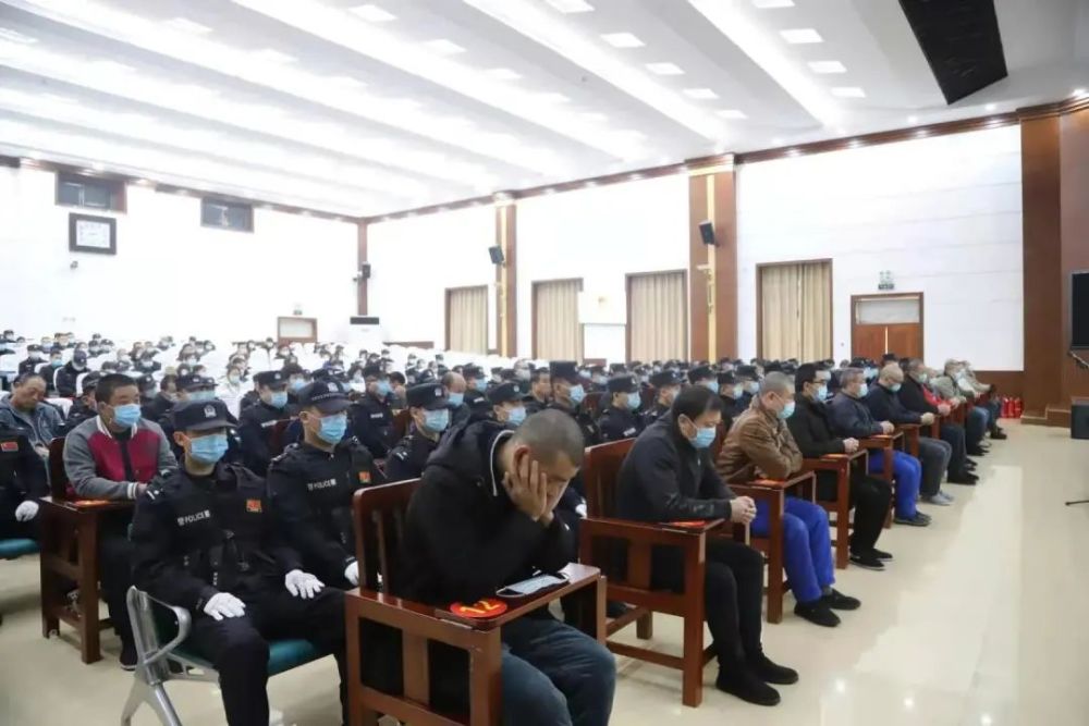 最高获刑25年!鹤壁牛某阿等42人涉黑案一审公开宣判