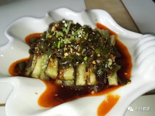 烧椒是四川独特而美妙的吃法看看下面这9款川味烧椒菜怎么样