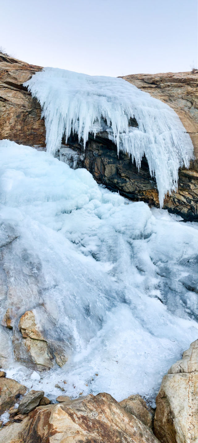 平度:"鬼斧神工"冰石涧