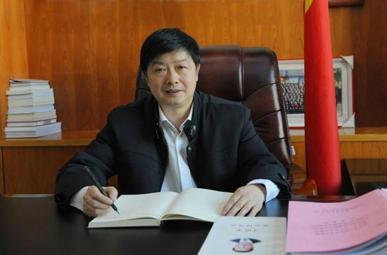 2015年,陆邦柱赴商洛市委任职后,刘春茂接任商南县委书记一职.