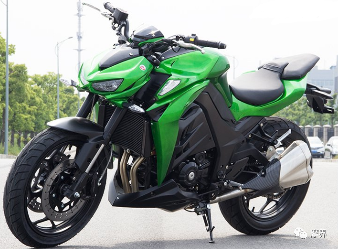 搭载cb400发动机的z1000来了……_腾讯新闻