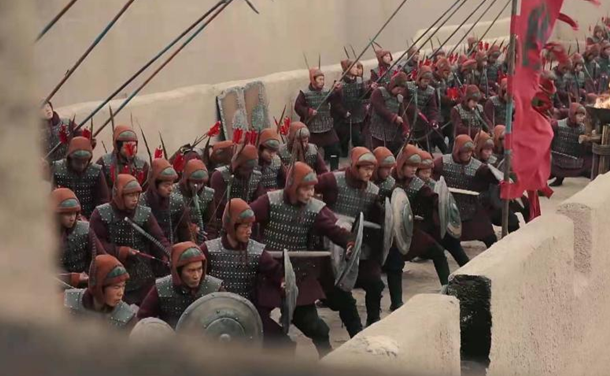 大秦赋也抠图了士兵全像是p上去的大秦帝国差点晚节不保