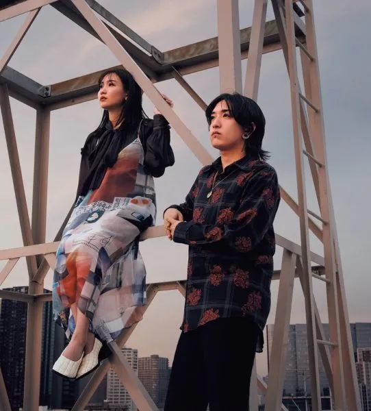 先被扑通表彰,又追加进场红白,yoasobi最大黑马认证_腾讯新闻