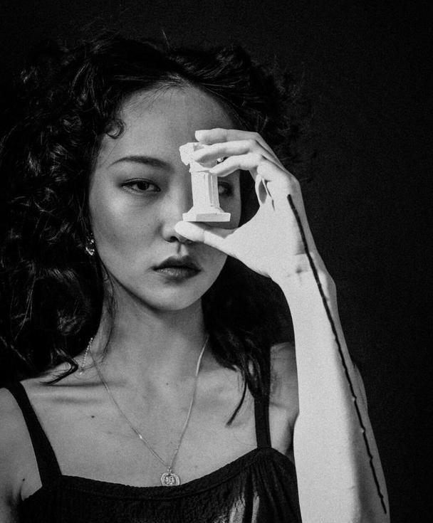 看走眼了!"疯产姐妹"贝勒爷私下穿衣像超模,气质高冷一点不秃