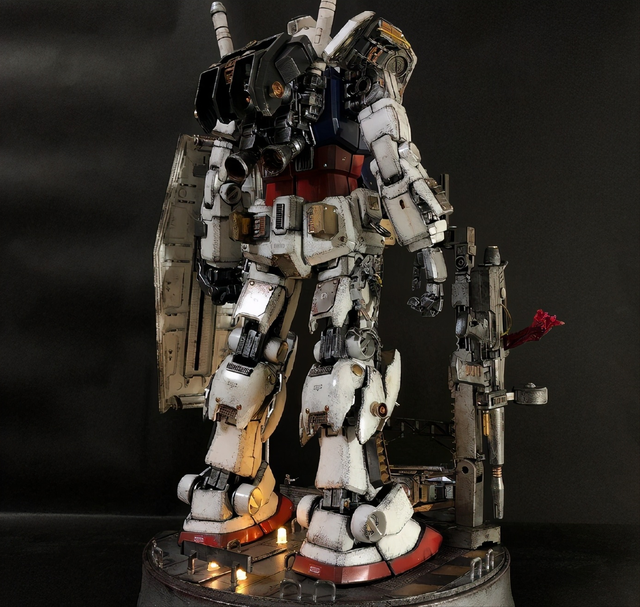 0?旧化战损78高达模型